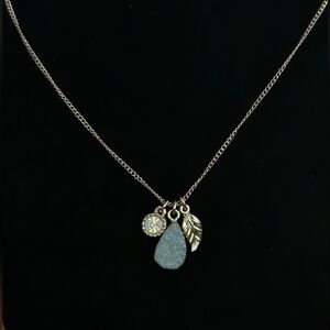 Dainty triple pendant necklace